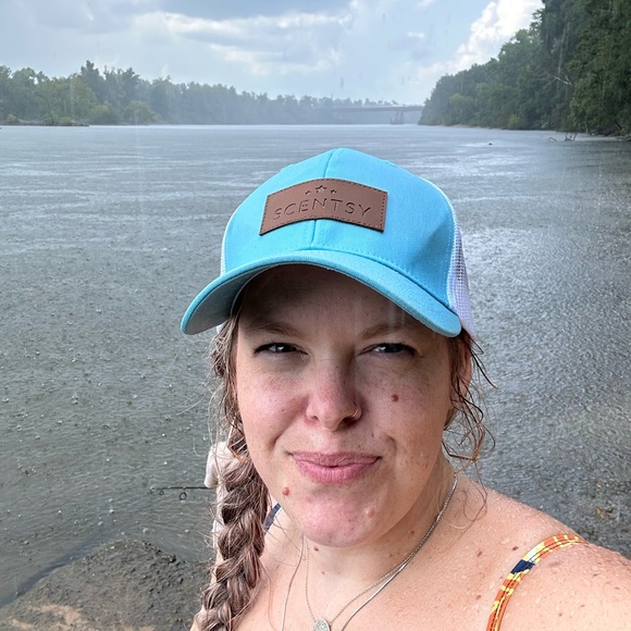 Hi y’all I’m Catie! - Picture 6 of 7